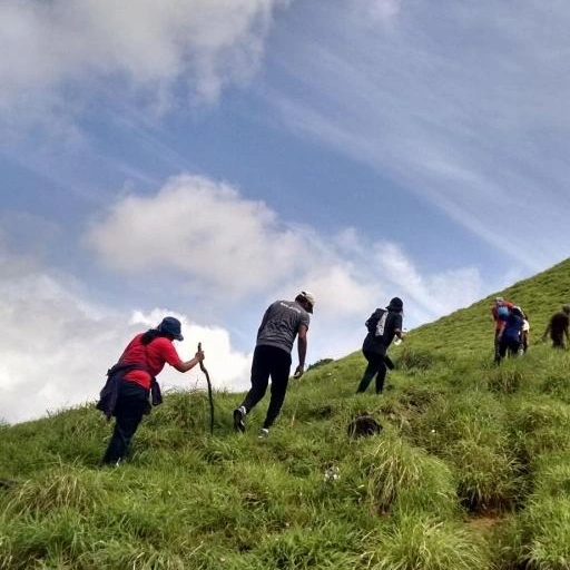 EventMOUNTAIN TREKKING-5